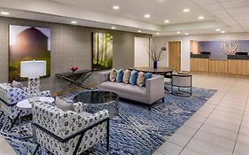 Fairfield Inn & Suites Lancaster